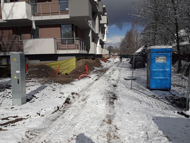 zāliena un apstādījumu ierīkošana, koksnes šķeldas seguma izbūve rotaļu laukumam 2