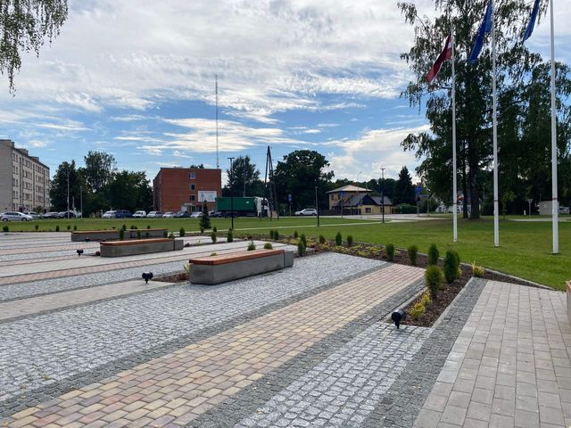 Segumu izbūve, zāliena un apstādījumu ierīkošana 6