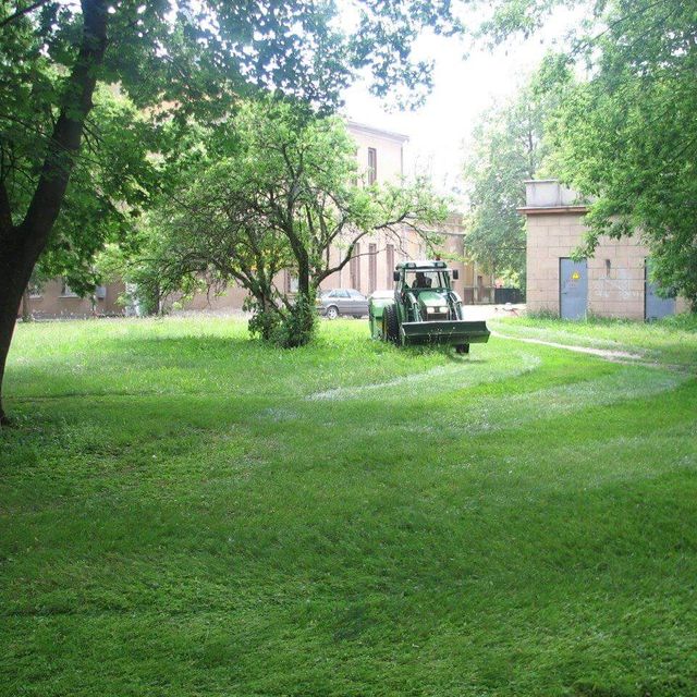 Mowing and ground clearance 4
