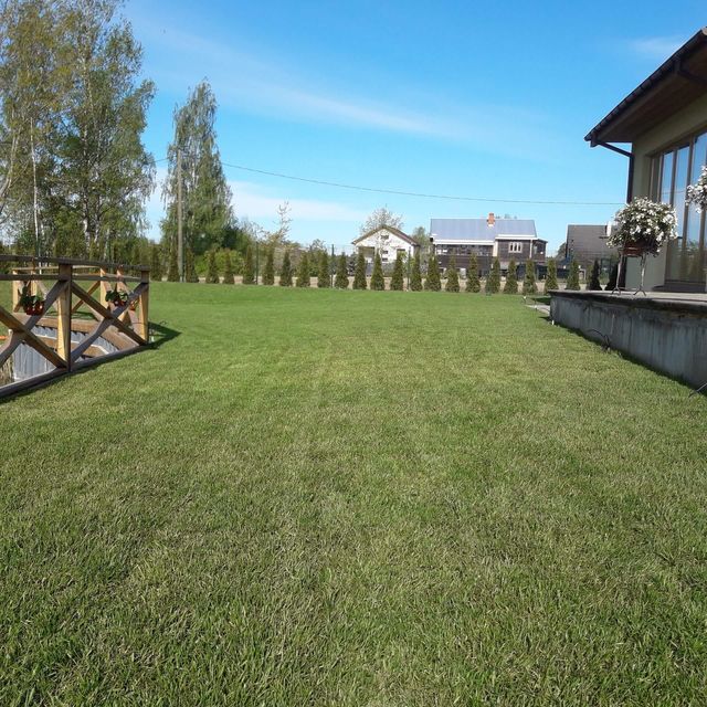 The lawn installation 1